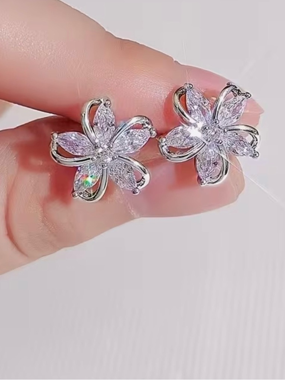 Silver-tone Crystal Flower Stud Earrings   New